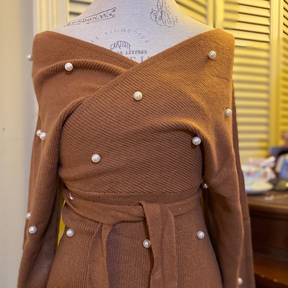 🎉HP🎉Brown Wrap Dress - Picture 8 of 9